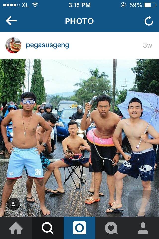 Manusia ikan :|