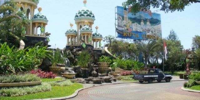 Pintu Masuk Kota Bunga