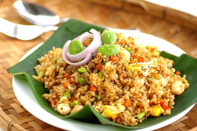 siapa nih yang nggak bisa bikin nasi goreng?