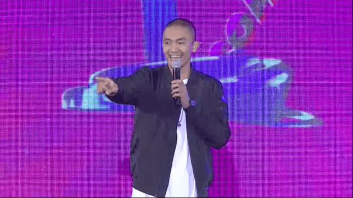 Duh Bang Uus, Ngapain Sih Bilang Cewek Berhijab Gak Boleh Nonton K-Pop? Jadi Bikin Kita Makin Cinta :))) 27 mungkin tanggapannya akan beda kalau dicuitnya via standup