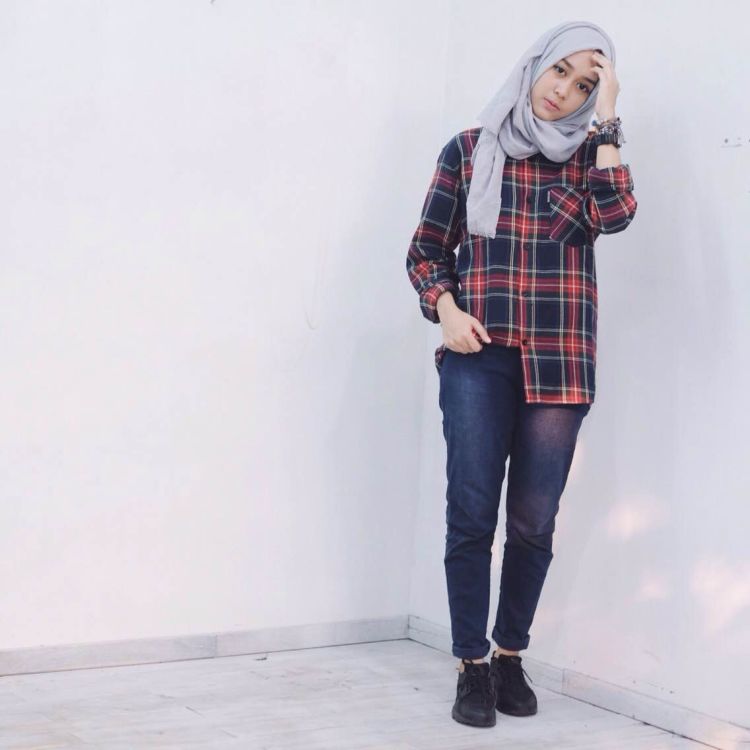 8 Style Untukmu Sehari hari Cewek Berhijab yang Ingin 