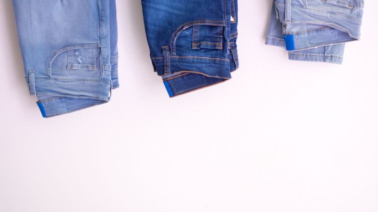 Susah Move On dari Celana Jeans? 9 Aturan Merawat Jeans Ini Wajib Kamu Tahu!