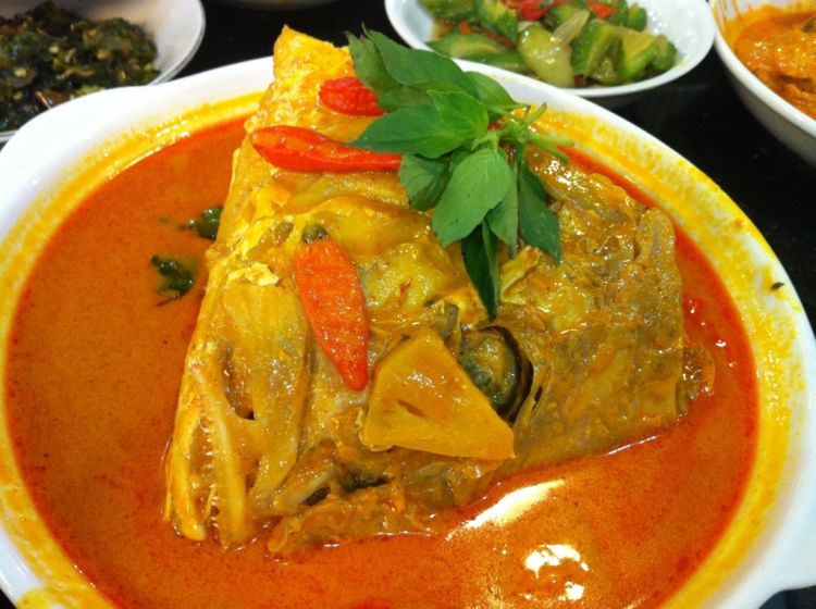 makan gulai kepala kakap = kamu seorang pemimpin 