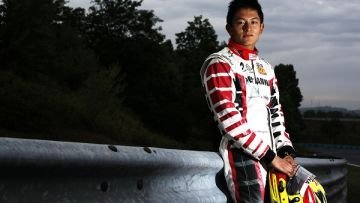 Resmi Masuk Formula 1 Setelah 16 Tahun Berjuang: Selamat ya Rio Haryanto, Calon Imam Kita Bersama!
