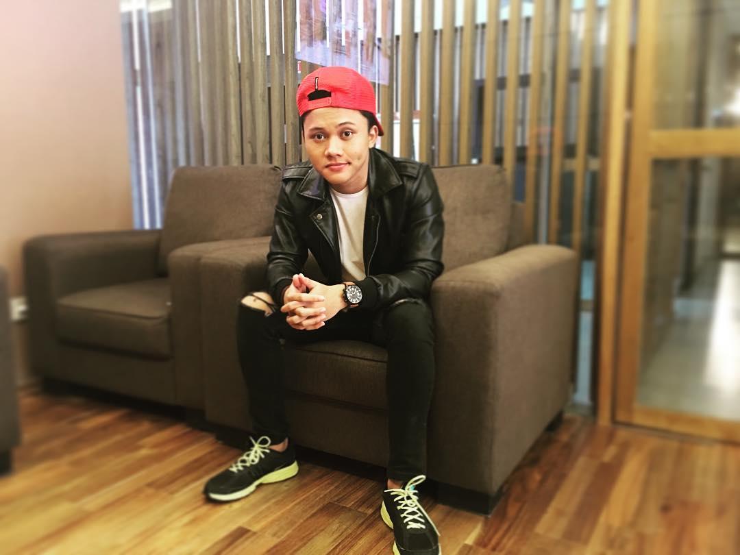 Tak Melulu Mengandalkan Pamor Sule, Inilah 8 Alasan Mengapa Kamu Harus Nge-Fans Sama Rizky Febian