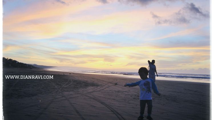 Pesona Pantai-Pantai di Pelabuhan Ratu dan Selatan Banten