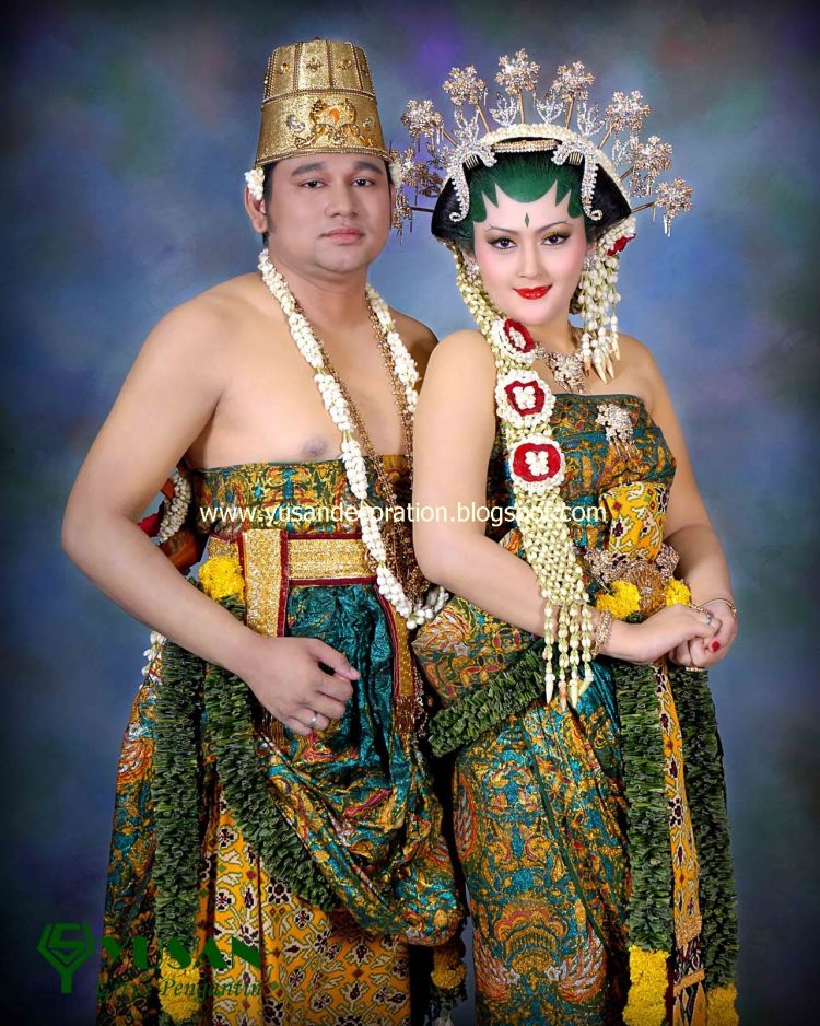 12 Inspirasi Busana Pengantin Tradisional  Membuat Kita 