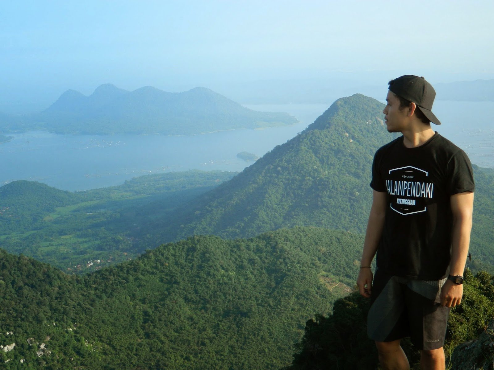 Jangan Merasa Sudah Siap Jadi Suami. Sebelum Kamu Mendaki 4 Gunung Ini!