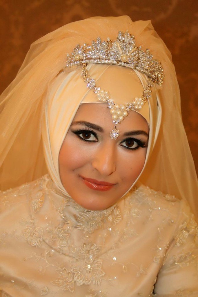 Mahkota yang glamor