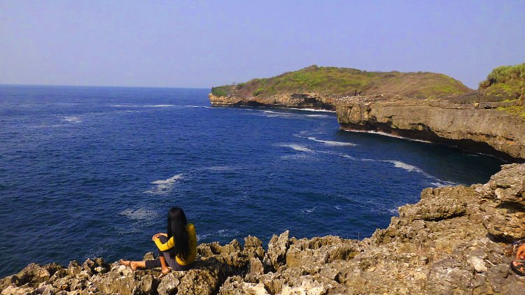 Traveling, Penawar Patah Hati