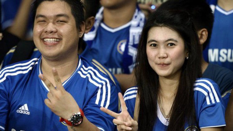 6 Cara Bikin Cowok Pecinta Bola Makin Sayang Sama Kamu. Cewek Wajib Tahu!