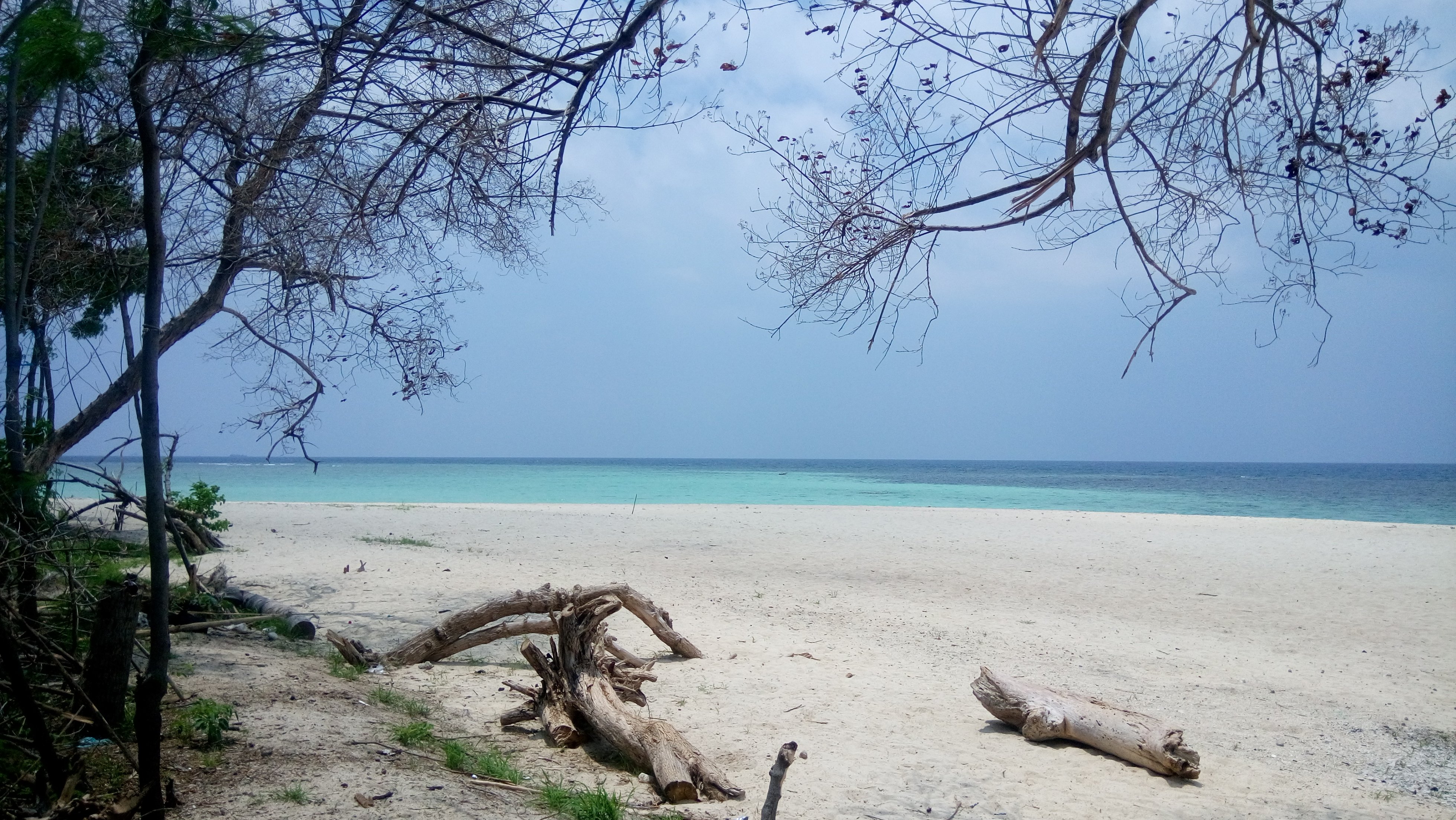 Rangkaian Kenangan Dari Indahnya Gili Labak