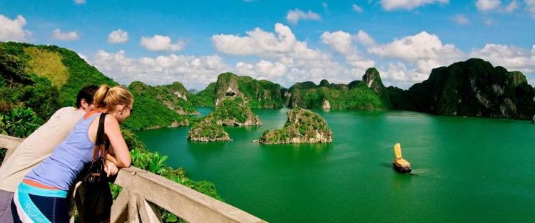 10 Destinasi Wisata Romantis di Asia Tenggara Buat Bulan Madu. Tempatnya Wah, Budgetnya Murah!