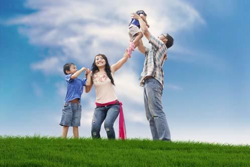 Ingin Keluargamu Tumbuh Harmonis ? Tips Ini Akan Membantu Keharmonisan Keluargamu