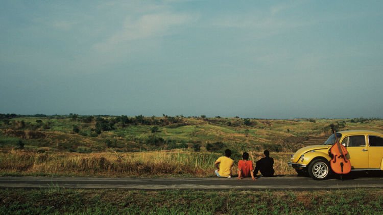 11 Lagu yang Pas Jadi Soundtrack Naik Gunung dan Travelingmu. Bikin Semangat Terus!