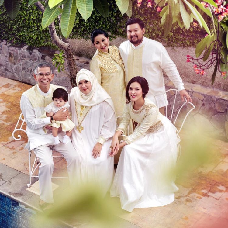 tetap cantik dan anggun, ya?
