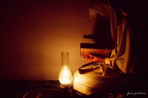 Mendekatkan diri kepada Sang Maha Pemberi