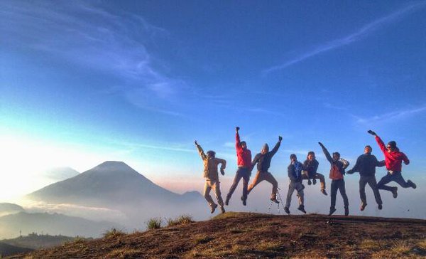 Inilah Alasan Kenapa Cowo Pendaki Pantas Kamu Perjuangkan