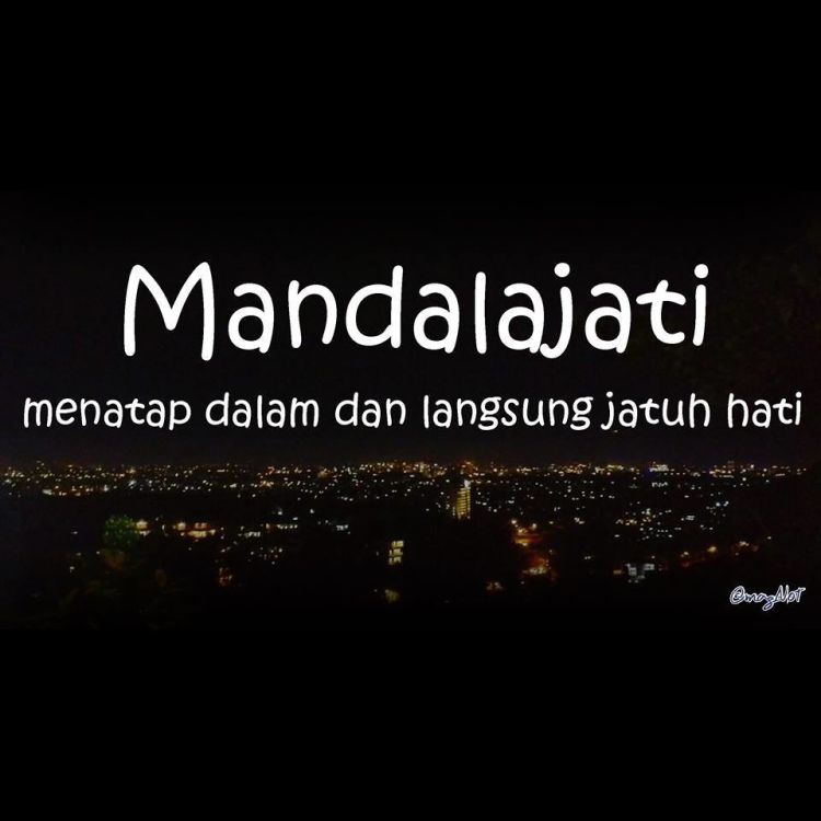 Cinta pada pandangan pertama.