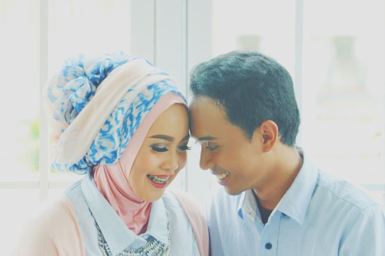 Dia adalah rumah bagimu