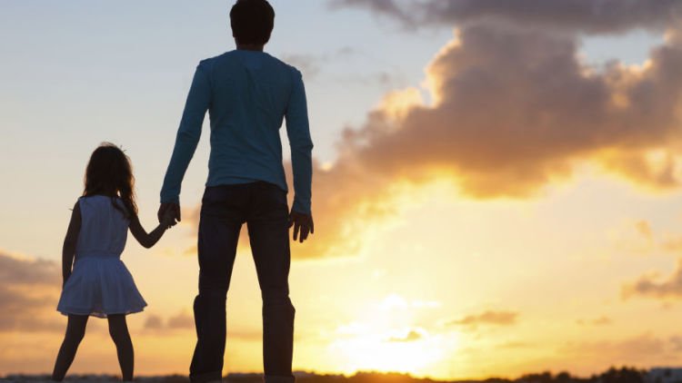 Untuk Sosok Ayah yang Telah Lama Pergi, Andai Kata-kata Cintaku Ini Dapat Membuatmu Kembali