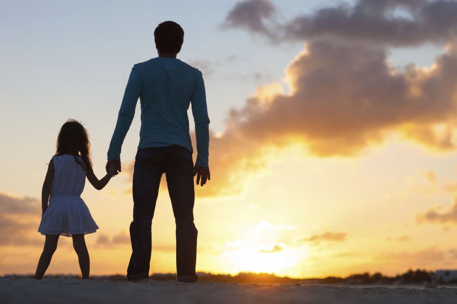 Untuk Sosok Ayah yang Telah Lama Pergi, Andai Kata-kata Cintaku Ini Dapat Membuatmu Kembali