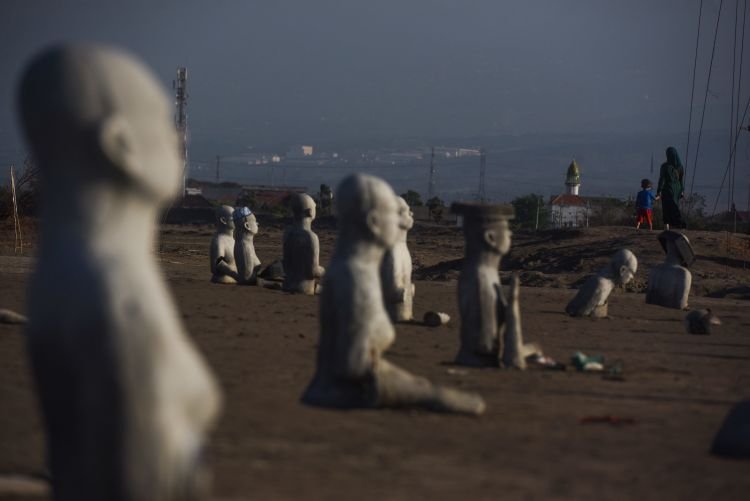 Monumen peringatan bencana semburan lumpur lapindo