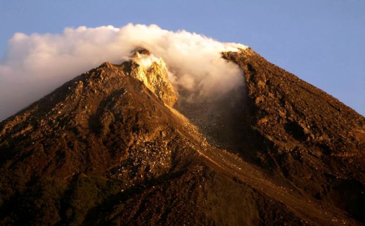 Bukan gunung biasa!