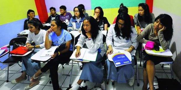 Buat Menyemangati Mereka yang Sedang Berjuang Dalam UN, Inilah Beberapa Hal yang Bisa Kamu Kenang 25 bimbel