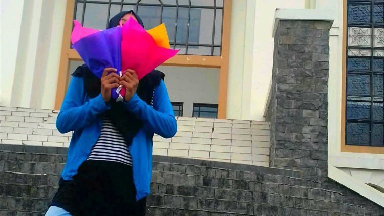 Terima Kasih Karena Telah Mengenalkanku Pada Bahagia, Kehilangan dan Kesedihan