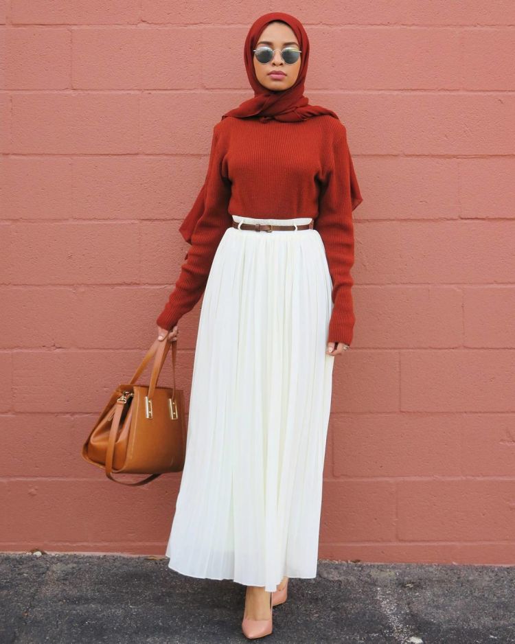 Sambil Berjalan dengan Percaya Diri,15 Padupadan Warna Cerah Ini Nggak Layak Dilewatkan Begitu Saja 41 Merah mentereng sesekali layak dicoba @feeeya