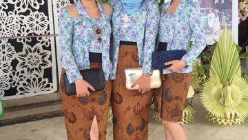 17 Kebaya Bunga-bunga yang Buatmu Makin Elegan. Ke Kondangan Maupun Wisuda Tetap Maksimal Menawannya