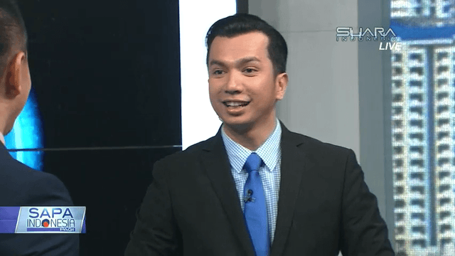 gimana mau fokus sama beritanya ...