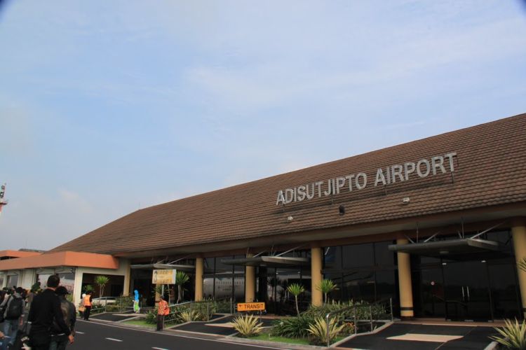 Adisucipto.