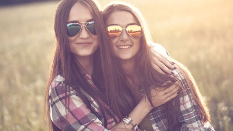 Kakak Perempuan Itu Luar Biasa Tangguhnya, Kamu Akan Bersyukur Karena Ada Dia Dalam Keluarga