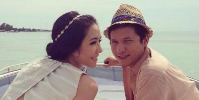 15 Foto Couple di Medsos Ini Romantis dan Nggak Norak, Bisa Sih Ditiru (Asal Ada yang Diajak Foto)
