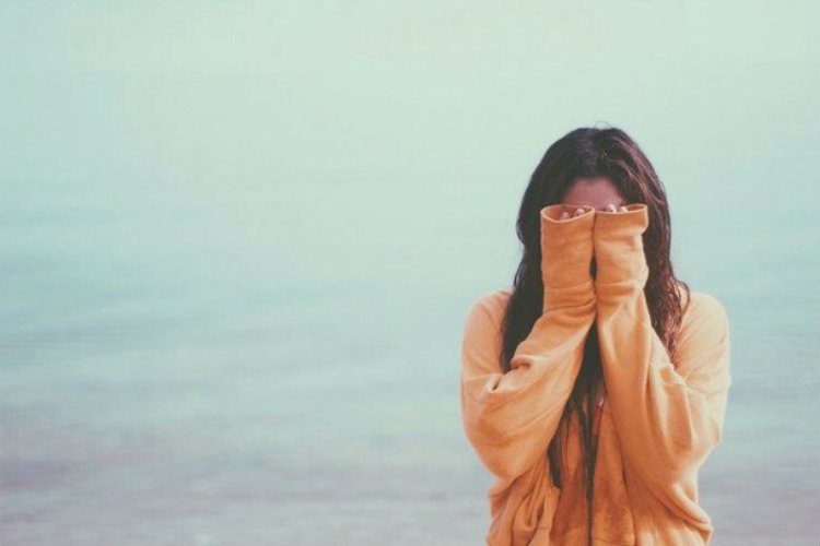 Gampang Mellow dan Nangis Tanpa Alasan, 9 Hal Ini Udah Kayak Nafas Buatmu