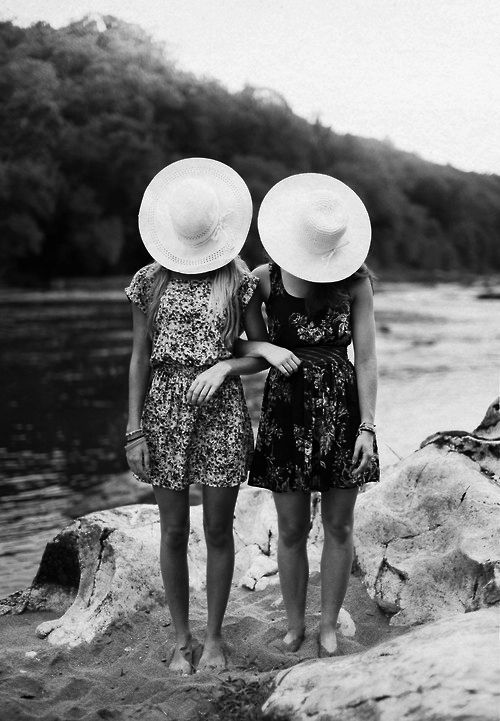 twogirls