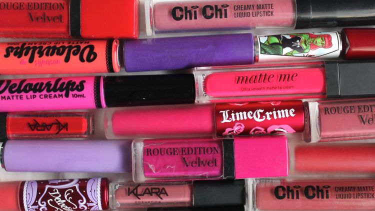 Butuh Referensi Lipstik? Coba Cek Beberapa Brand ini!