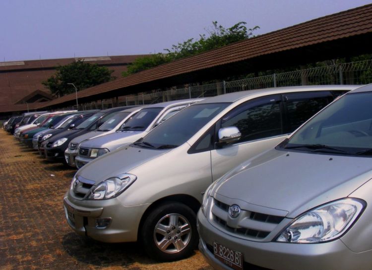 Rental mobil.