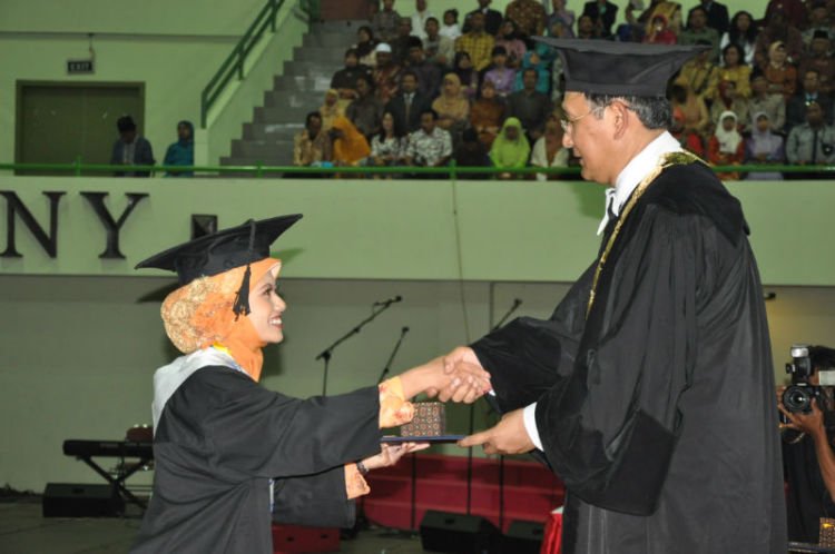 Setelah wisuda, masa depanmu terbuka