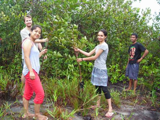 Jadi Anak Rantau Itu Menyenangkan! Asal 9 Hal Ini Kamu Terapkan 24 coba jadi volunteer yuk!