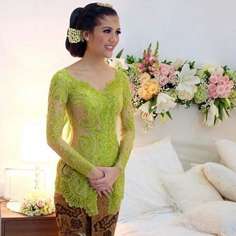 15 Kebaya  Sederhana Ini Bisa Jadi Inspirasi Untuk 