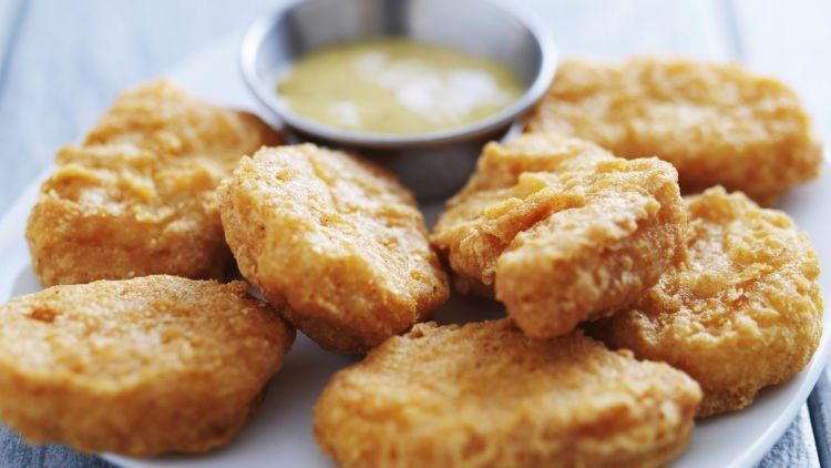 nasi sama nugget aja, udah