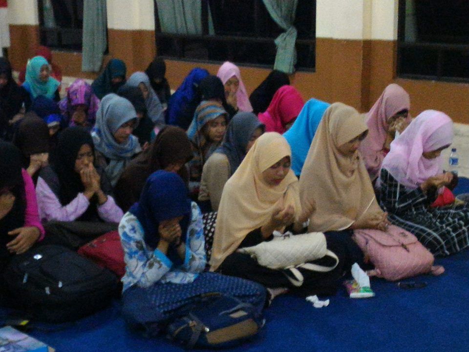 Belum Mendapat Pasangan Padahal Lebaran Sebentar lagi? 5 Hal Ini Bisa Jadi Obat Penenang.