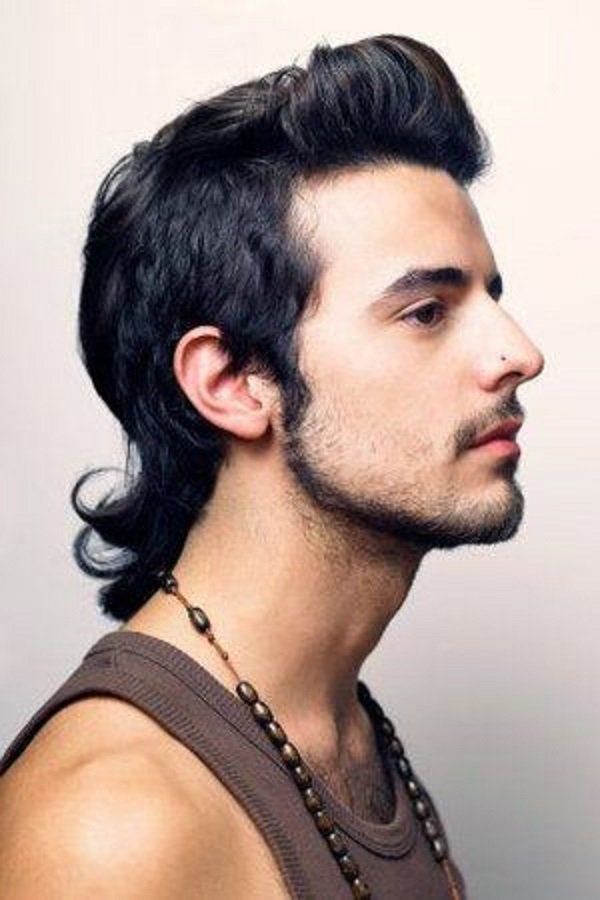 model rambut pria modern mullet.