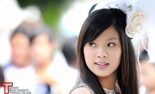 Kepadamu yang Kucintai Secara Diam-diam, Bolehkah Kulihat Senyummu?