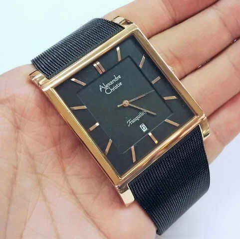 Jika 7 Hal Ini Sudah Kulakukan, Artinya Kamu Spesial dan Siap Kulamar 14 Jam tangan cantik ciamik!