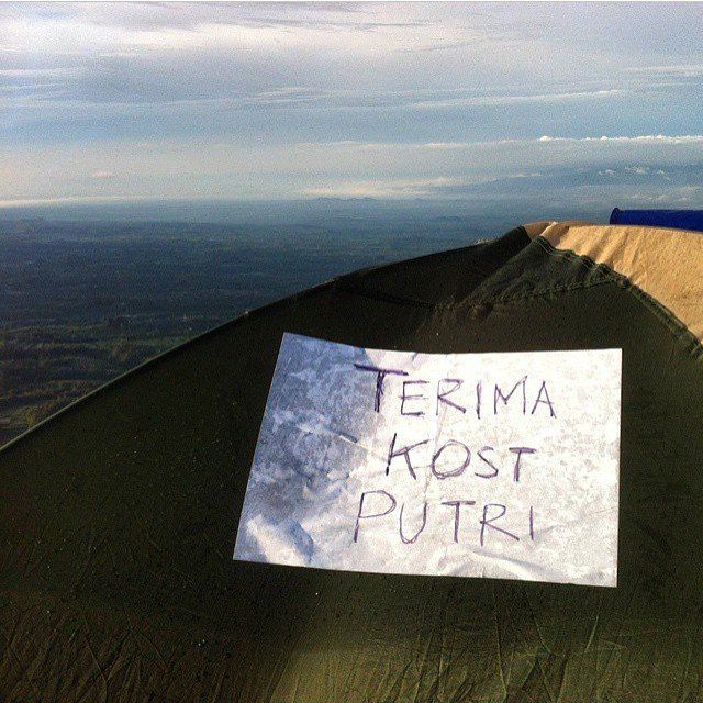 Kalau Gunung Sudah Rame Kaya Pasar, Bisnis Ini Bisa Kamu Buka Di Sana! Ngakak Pasti Deh Bacanya 21 Ngekos, yuk!