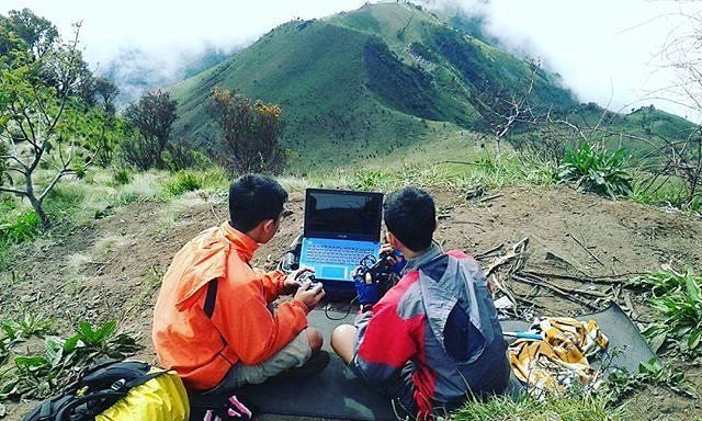 Kalau Gunung Sudah Rame Kaya Pasar, Bisnis Ini Bisa Kamu Buka Di Sana! Ngakak Pasti Deh Bacanya 28 PS!